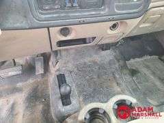 2005  Chevrolet  Silverado 2500  Pickup - Gasoline