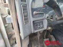 2005  International Harvester  8000  Semi Truck