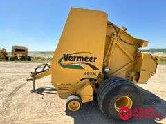 2008  Vermeer  605M  Round Baler