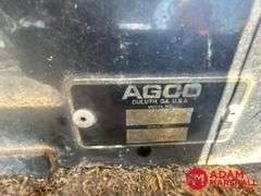 2005  Hesston  9240  Swather