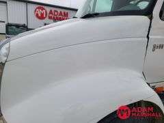 2005  International Harvester  8000  Semi Truck