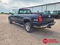 2005  Chevrolet  Silverado 2500  Pickup - Gasoline