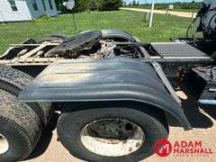 1995  Ford  LTA9000   Semi Truck - Diesel