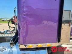 2014  Peterbilt  389  Semi Truck
