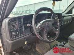2004  Chevrolet  Silverado 3500  Pickup - Gasoline