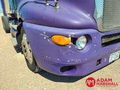 2000  Kenworth  T2000  Semi Truck