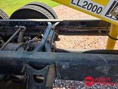1999  International  9400  Straight Truck