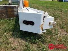 Altec  Utility Bed w/ Boom