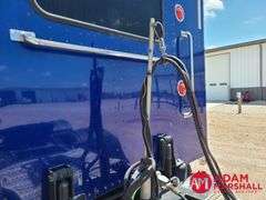 2006  Peterbilt  379  Semi Truck