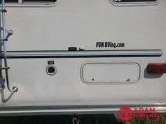 2002  Keystone  Cougar  5th Wheel Camper - 28FT
