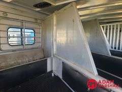 1998  Sundowner  4-Horse Trailer w/ Living Quarters  - 34FT