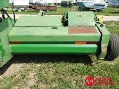 John Deere  Pull Type Silage Chopper