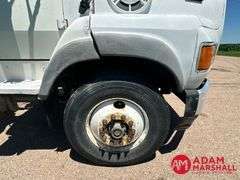1995  Ford  LTA9000   Semi Truck - Diesel