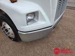 2000  Freightliner  FL60  Box Truck