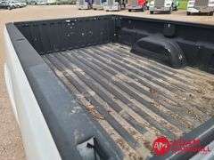 2004  Chevrolet  Silverado 3500  Pickup - Gasoline