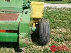 John Deere  Pull Type Silage Chopper