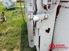 Altec  Utility Bed w/ Boom