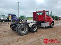 2014  International  Pro Star+  Semi Truck