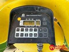 2013  New Holland  BR7090  Specialty Crop Baler