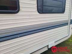 1993  NU-WA  Hitchhiker  Camper Trailer - 30FT
