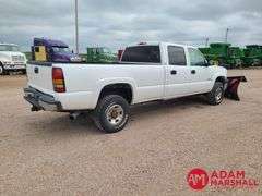 2004  Chevrolet  Silverado 3500  Pickup - Gasoline