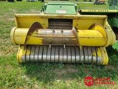 John Deere  Pull Type Silage Chopper