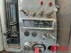 1995  Ford  LTA9000   Semi Truck - Diesel