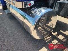 2006  Peterbilt  379  Semi Truck