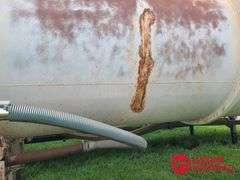 1976  Fruehauf  7000 Gallon Tanker  Trailer