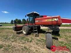 2005  Hesston  9240  Swather