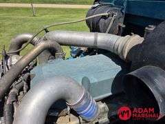 1993  International  Eagle 9300  Straight Truck
