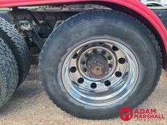 2011  Kenworth  T800  Semi Truck