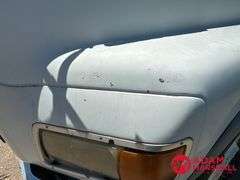 1995  Ford  LTA9000   Semi Truck - Diesel