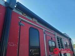 1998  Sundowner  4-Horse Trailer w/ Living Quarters  - 34FT