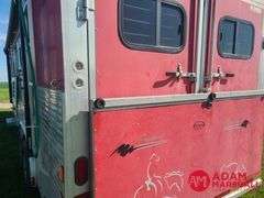 1998  Sundowner  4-Horse Trailer w/ Living Quarters  - 34FT