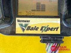2012  Vermeer  605 Super M  Round Baler