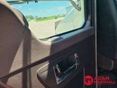2016  Kenworth  T880  Semi Truck