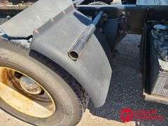 2006  Sterling  9500  Semi Truck