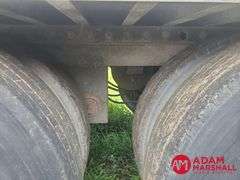 1999  Manac  Van  Trailer - 48FT