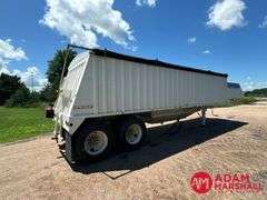 1996  Dakota  3200 Hopper  Grain Trailer - 32FT