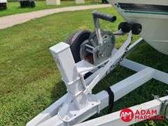 1992  Rinker  186 Captiva  V-Hull Boat - 18FT