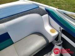 1992  Rinker  186 Captiva  V-Hull Boat - 18FT