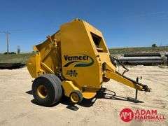2012  Vermeer  605 Super M  Round Baler