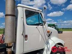 1991  International  8100  Semi Truck