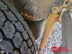 1999  International  9400  Straight Truck