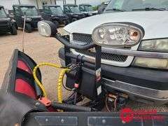 2004  Chevrolet  Silverado 3500  Pickup - Gasoline
