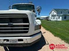 1995  Ford  LTA9000   Semi Truck - Diesel