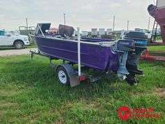 1970  Starcraft  V-Hull  Boat - 16FT