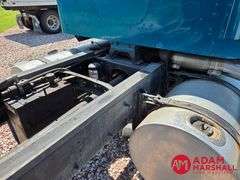 1993  International  Eagle 9300  Straight Truck
