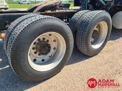 2000  Kenworth  T2000  Semi Truck